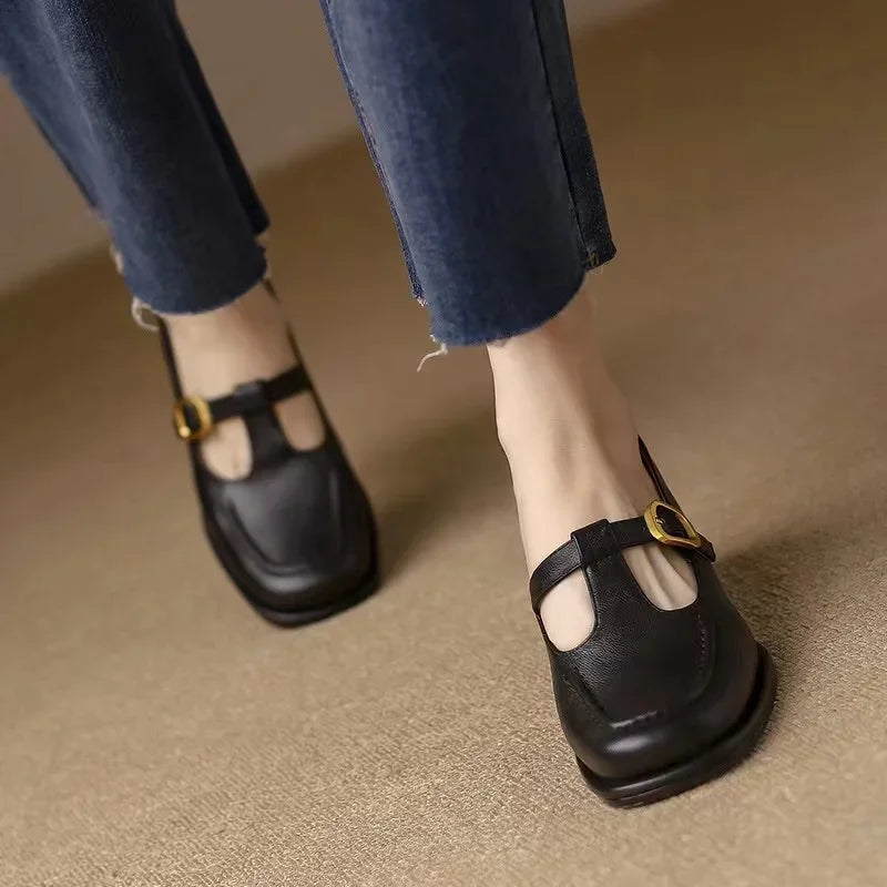 Van Rossem Mode®| Elegante T-Strap Schoenen