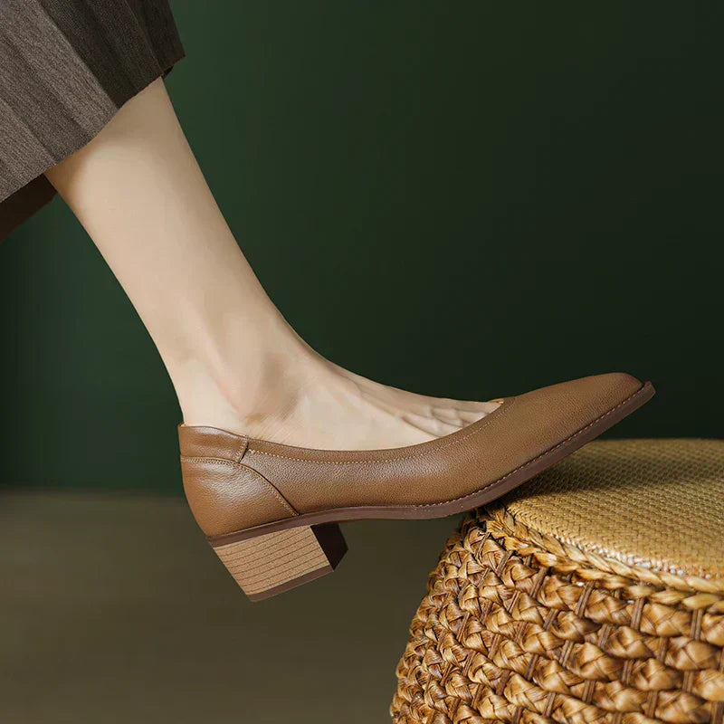 Van Rossem Mode®| Elegante Mid-Hak Schoenen