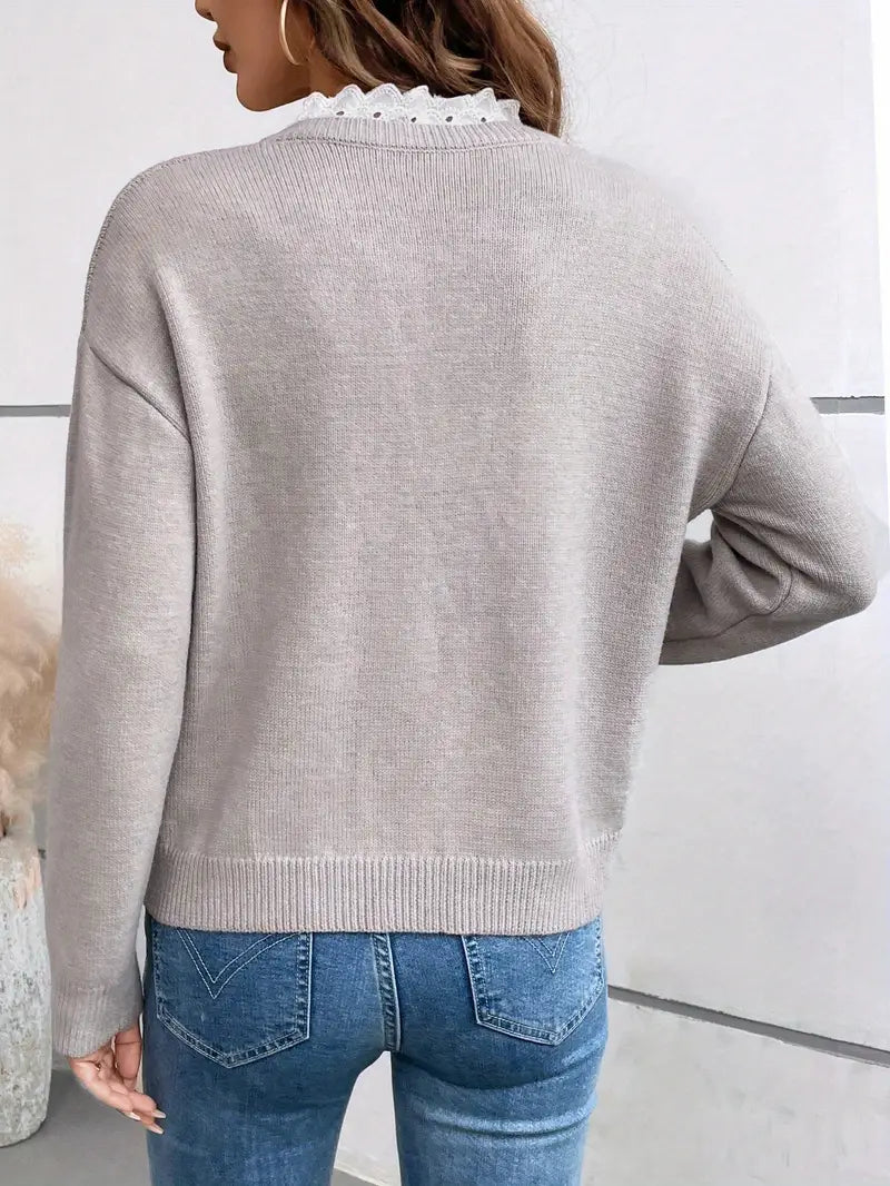 Van Rossem Mode® | Chique Gebreide Trui met Elegante Kantkraag